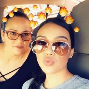 Meet your Posher, Regina